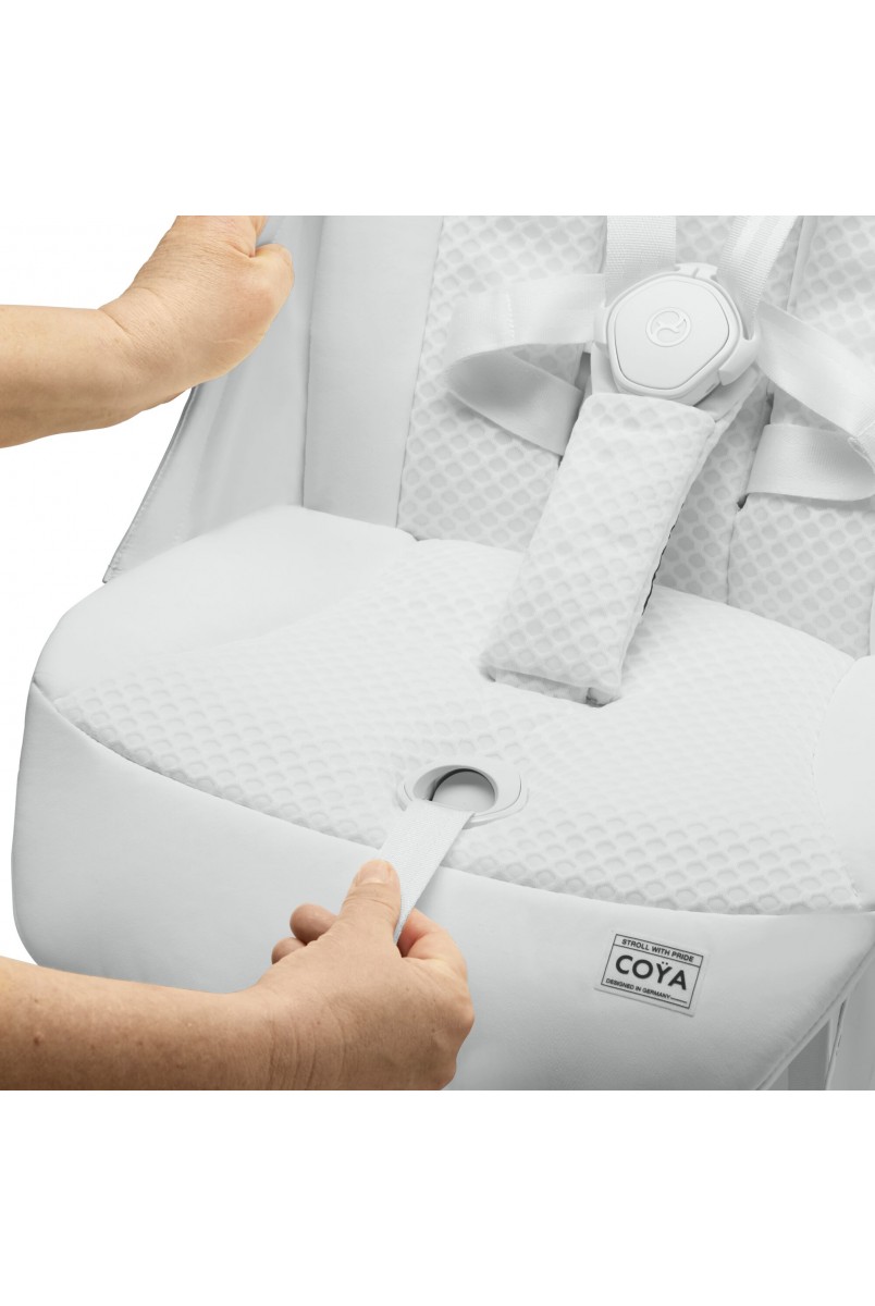Коляска Coya Urban Mobility White (з бампером та дощовиком)