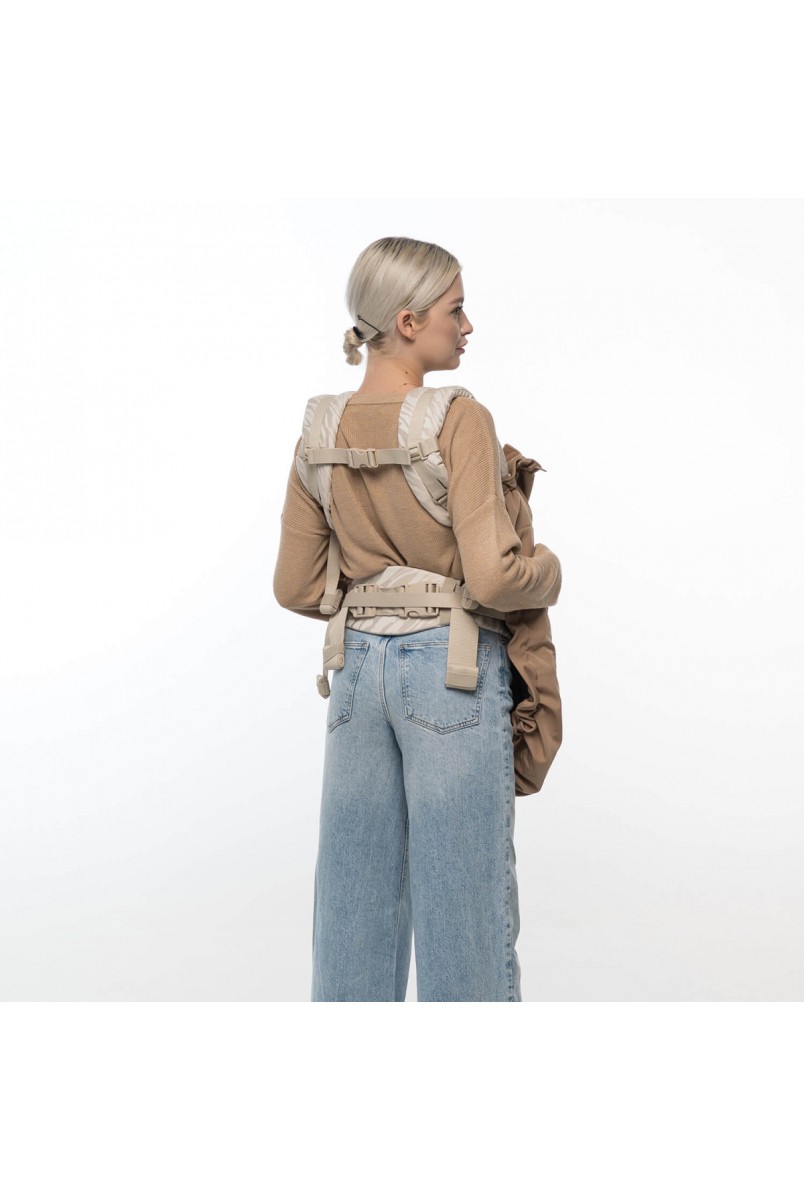 Мультисезонная слингонакидка Softshell Песок Love&Carry