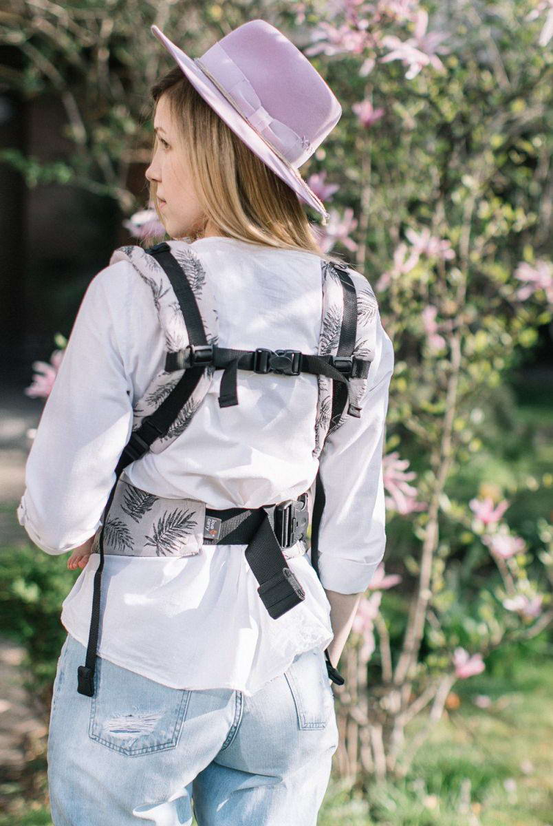 Эрго рюкзак Love & Carry ONE+ Organic Тропики